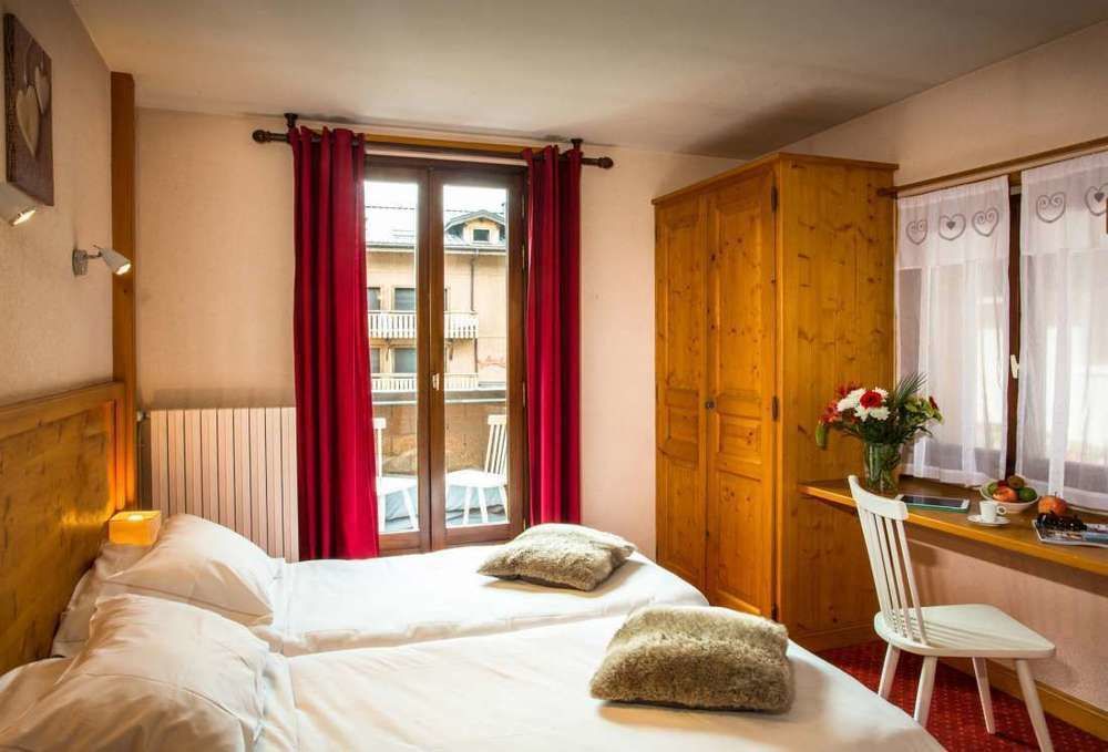 Chalet Hotel Regina Ле-Гет Экстерьер фото